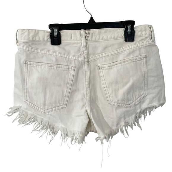 Free People We The Free Soft & Relaxed Denim Cut Off Shorts Worn White Size 28 - Picture 3 of 8